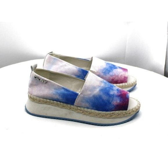 Women Wedges - Picture 2 of 8